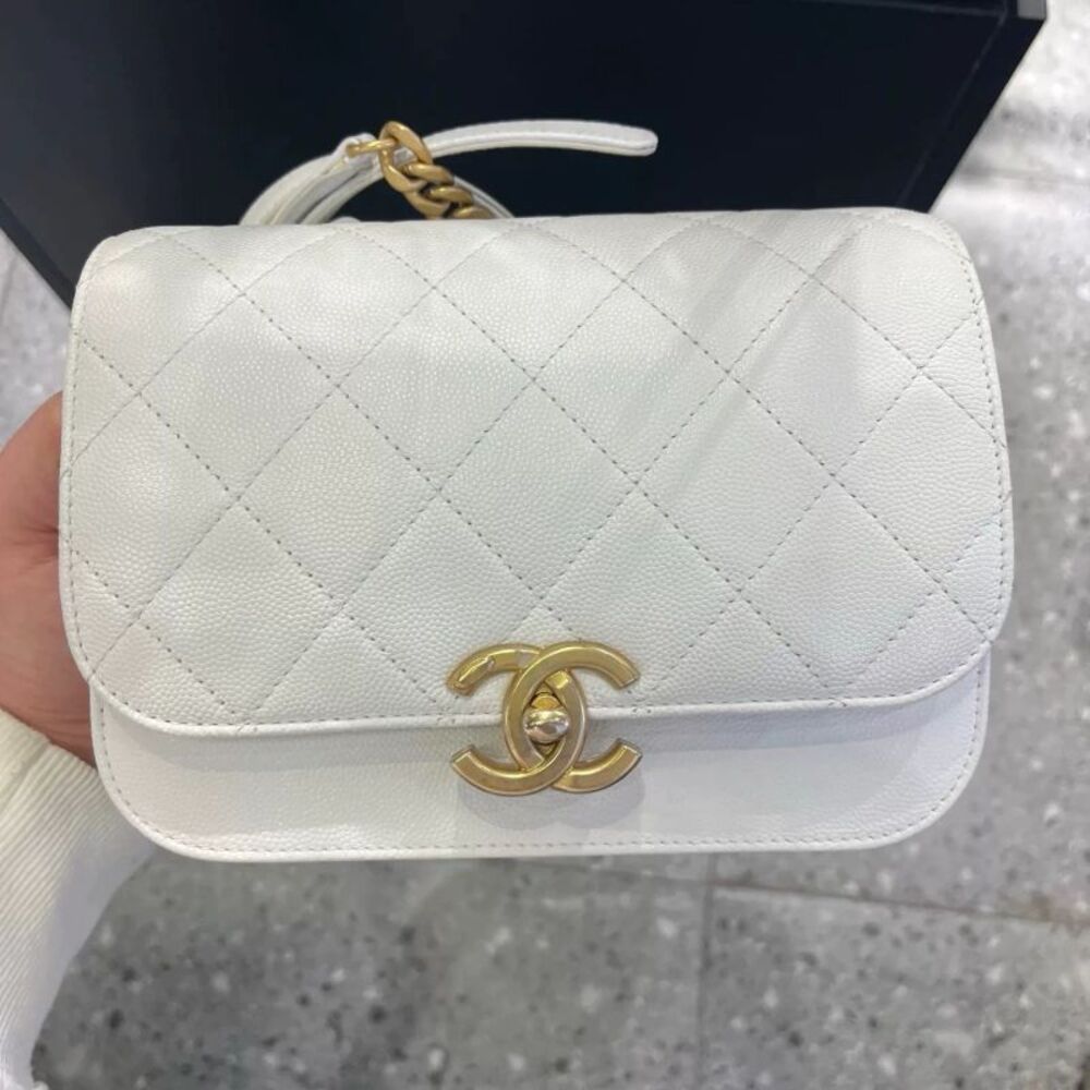 Chanel Women Pre-Loved Bag Very Good Condition